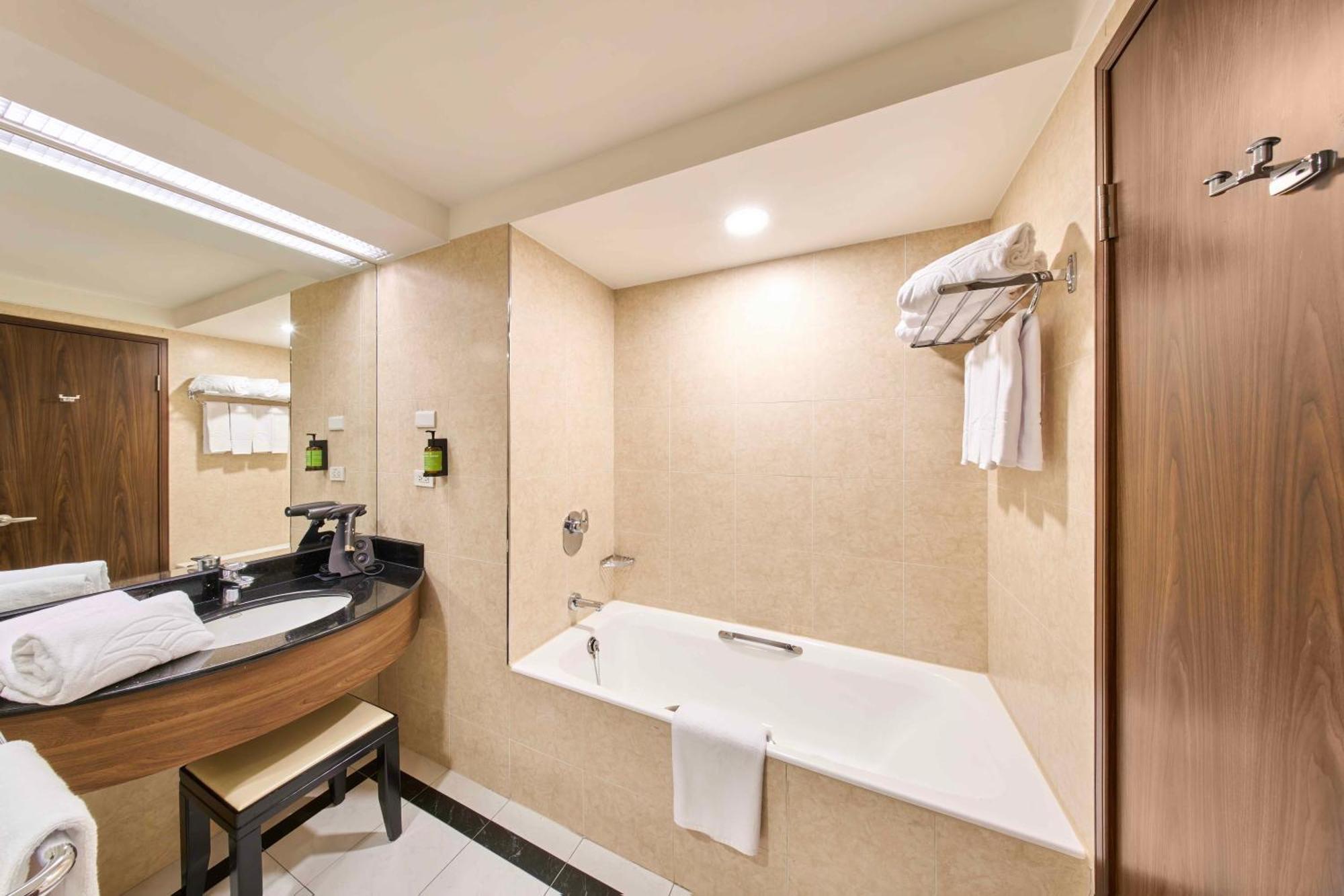 Отель Fullon Poshtel Jhongli Чжунли Экстерьер фото