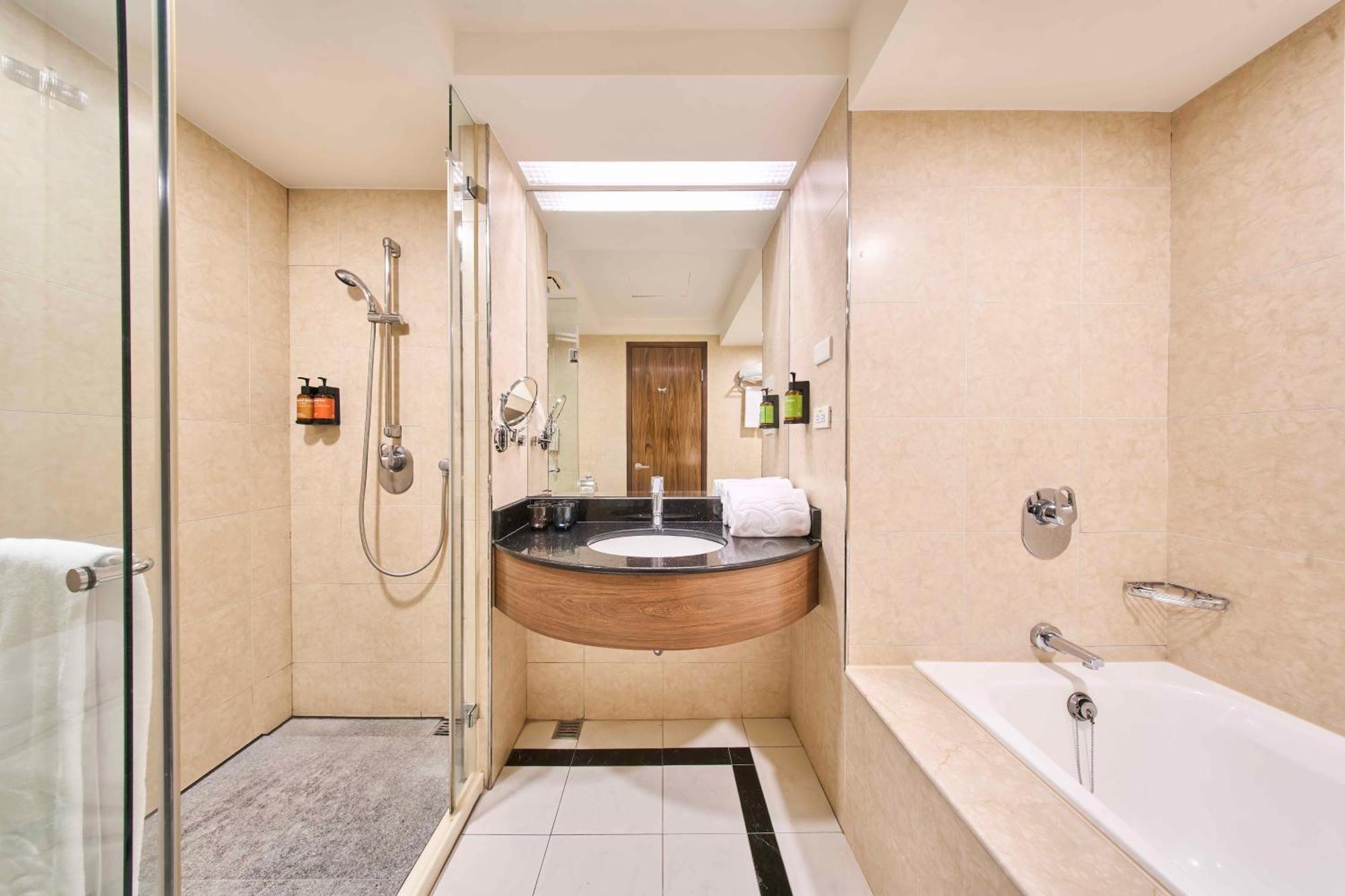 Отель Fullon Poshtel Jhongli Чжунли Экстерьер фото