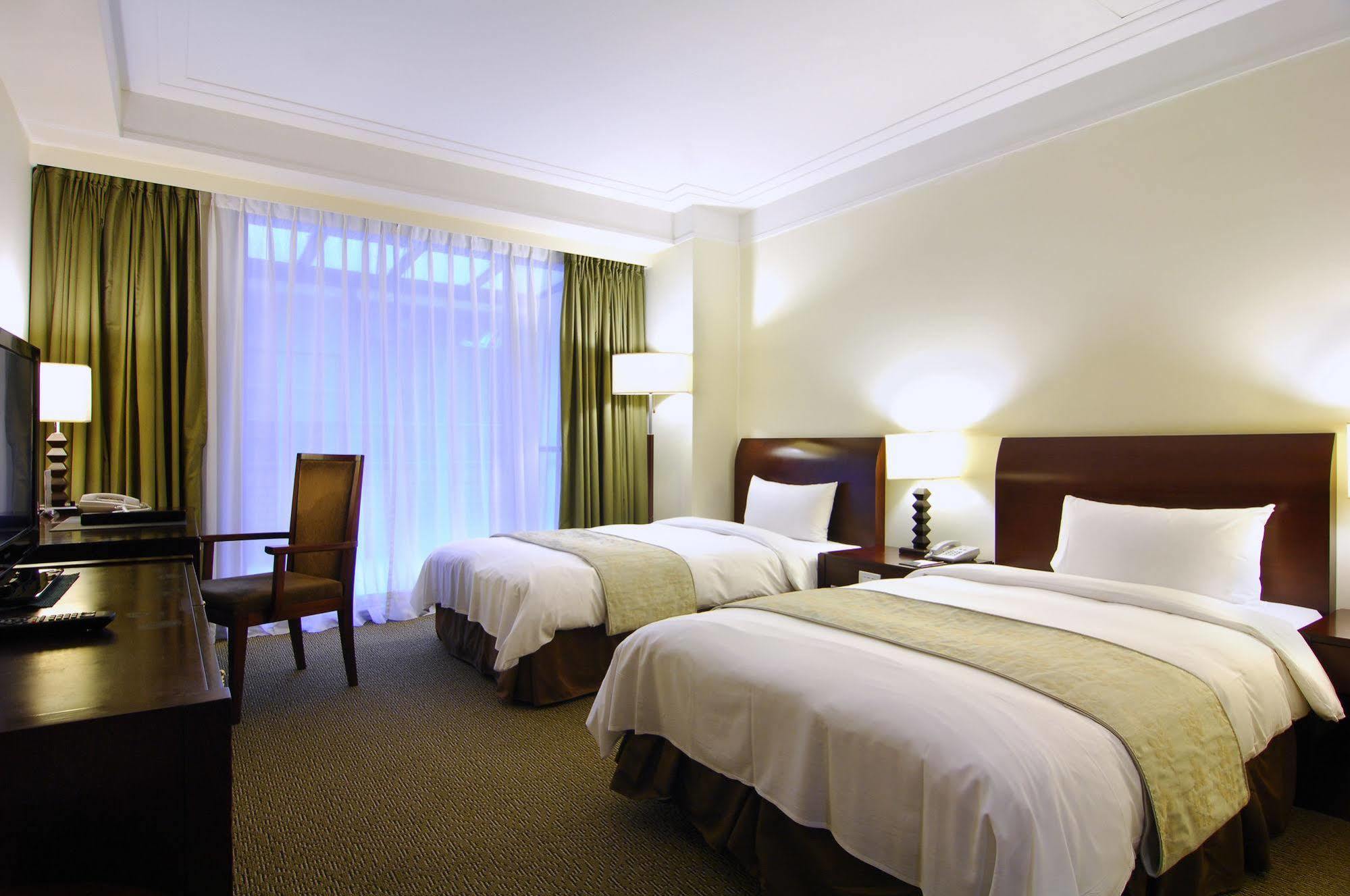 Отель Fullon Poshtel Jhongli Чжунли Экстерьер фото